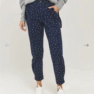 NWT $135 Something Navy Floral Navy Sydney Side Tie Pants Joggers Size 6